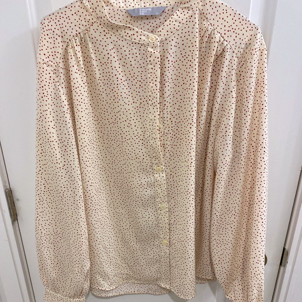 Cute heart patterned shirts (feels like silk)